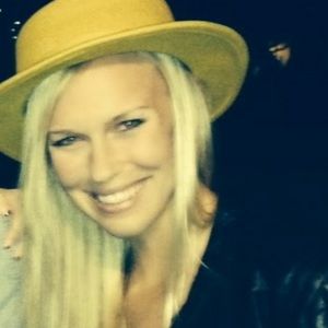 Meet your Posher, Ella